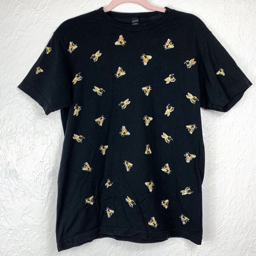 🌻 Medium - Target Victoria Beckham Bees Tee Rare